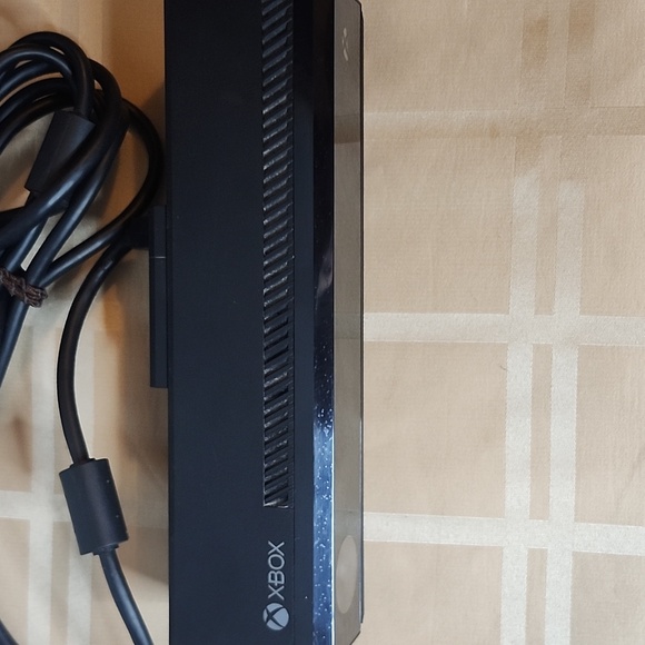 Kinect For Xbox One - Picture 2 of 5